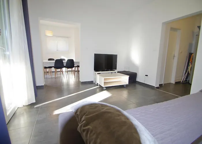 Holiday Apartment On The Beach